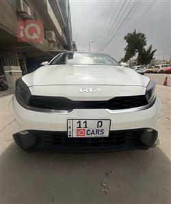 كيا سيراتو